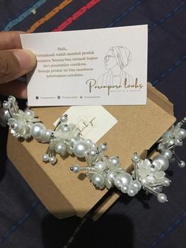 Product Review of (BUY 1 GET 1 FREE ) Kalung Crystal Beads Choker Necklace Pearl Premium Sale from o**n 0
