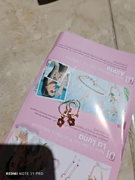 Product Review of Anting Emas Delvia Flower Gold 10K Semar Nusantara from v**a 0