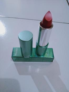 Product Review of Wardah Exclusive Moist Lipstick - Warna Intense dengan Natural Moist dan Glossy Finish - Dilengkapi Vitamin E yang Melembabkan Bibir - Tekstur Halus from M** @** 0