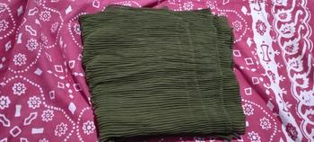 Product Review of Pashmina Full Plisket Lidi Ceruty Babydoll / Pleats Garis Muslim Ceruti Syal from Y** S**g 0