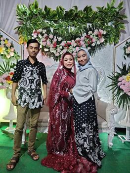 Product Review of COUPLE GAMIS ALL SIZE KEMEJA PENDEK BALOTELLI SILVER from q**n 0