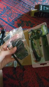 Product Review of Alat Cukur Elektrik Profesional Hair Trimmer Detailer Cordless / Mesin Cukur Rambut Cas T9 / Pisau Cukur Jenggot from a**l 0