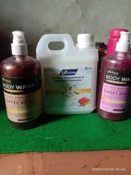 Product Review of Amorens Pelicin Setrika Pakaian / Pafum Laundry & Pewangi Pakaian 1 liter 3 in 1 Wangi Tahan Lama [1000ml] from A**i m**i 1