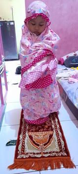 Product Review of MUKENA ANAK KARAKTER MUKENA ANAK MURAH 2-9TH Bunga Polka Dot Putih Muslim from e**@ 1