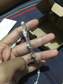 Product Review of (BUY 1 GET 1 FREE ) Kalung Crystal Beads Choker Necklace Pearl Premium Sale from o**n 1