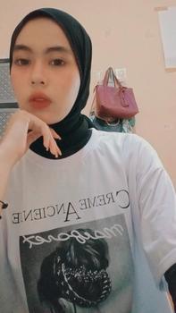 Product Review of kaos oversize / cm store / ancienne Baju Fit from n**a z**h 1