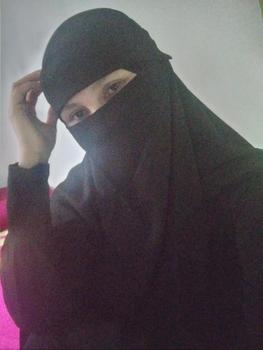 Product Review of gamis syari set YUMNA byresvy_collection mewah elegant simple from M**a 1