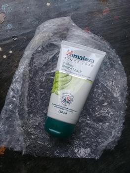 Product Review of Himalaya Purifying Neem Mask from C**2 1