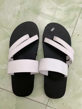 Product Review of Dép sandal Nữ quai da mềm Đế bệt Cao Su ôm chân mã SD40 Mũi mở Dép xăng đan Chân đế phẳng (1 cm trở xuống) DéP Shoes GiàY Jean from M** 0