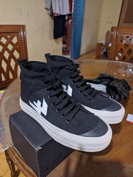 Product Review of Sneakers Aekoshoes Two Years High blackwhite Originall Produk Lokal Made In Indonesia from P**s 1