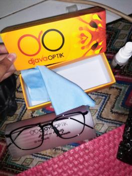 Product Review of [ DJAVA OPTIK ] Kacamata Ezra Normal s/d -4,00 Photocromic Eyewear Glasses Frame Lensa Antiradiasi from 𝑱**ﾟ 1