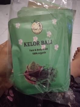Product Review of Masker Wajah dan badan Kunyit Ayu Kopi 4 Pcs Mencerahkan & Mengencangkan Memudarkan wash mask from k**g 0