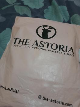 Product Review of The Astoria DOMPET KARTU / DOMPET ANTAM - MIA CARD WALLET from M**a K**e 1