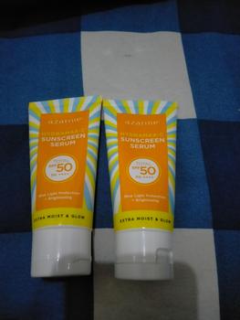 Product Review of [Twin Pack] Azarine Hydramax-C Sunscreen Serum SPF50 PA++++ 40ml Acid Hyaluronic Facial  Berminyak  Wajah  Sunblock from P**M 0