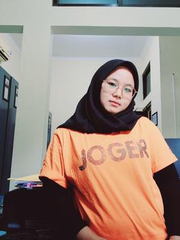 Product Review of Kerudung Elzatta Keisha Shamora Voal Polycotton Jilbab Square Muslim Segi Empat Wanita Hijab PERSEGI from N**a S**i 1