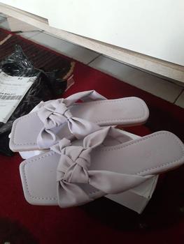 Product Review of Gevariel Women Sandal CB13 Premium from t**🦂 0
