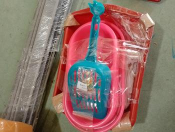 Product Review of PAKET PERLENGKAPAN KUCING ISINYA BAK PASIR KUCING, SEROK PUP, TEMPAT MAKAN KUCING, PASIR KUCING from D**y R**a W**i 0