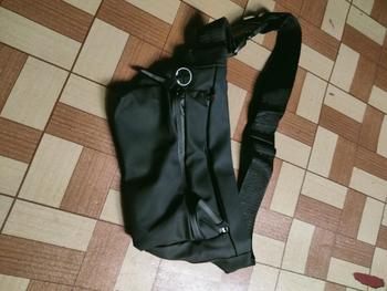 Product Review of Techdoo Tas Pria Selempang Casual Anti Air Pinggang Pria Slingbag Waistbag Slempang Pria Murah TS214 from m**4 0