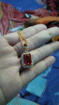 Product Review of Kalung Wanita Titanium Lapis Emas Plus Liontin kotak  Hijau merah Anti Karat Gold from s**a 0