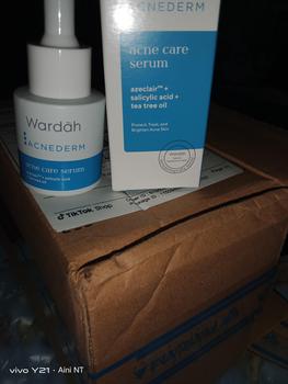 Product Review of WARDAH 5% Azeclair + Salicylic Acid serum Acnederm Acne Care 15 ml - Serum dengan Tea Tree Oil - Serum Jerawat dan Mencerahkan Kulit - Menyamarkan Noda Bekas, Mengurangi Minyak Berlebih - Skincare from v**e 1