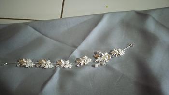 Product Review of Headpiece kawat lentur elegant wedding from K**A G**L S**P 0