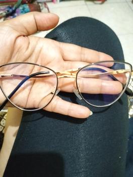 Product Review of (BELI1 GR4T1S 1)FRAME KACAMATA BESI CAT EYE QINAN SERIES Bluecromic Frame Perempuan Antiradiasi Blueray Cewek Lensa Photocromic Glasses Eyewear from T**s 0