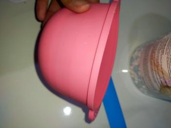 Product Review of Chén silicon nấu sáp wax chống dính - Chén dày dặn, chịu nhiệt tốt Women nấu sáp waxing from H**y 3
