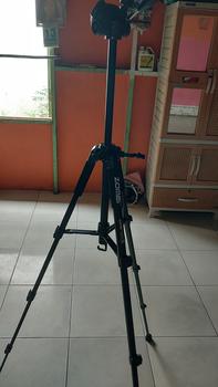 Product Review of Tripod Profesional Zomei Q111 Original Tinggi 145cm + Tas Tripod Kuat untuk Kamera DSLR dan Mirrorless from o**5 2