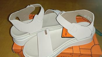 Product Review of Le Bianca AT 22-01 Sepatu Sendal Wedges Anak Perempuan Wanita Simple Fashion from ** c**n c**h ** 1