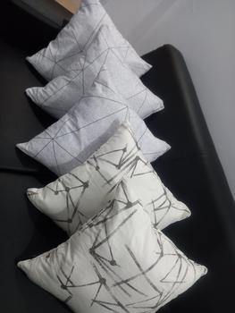 Product Review of Bantal Sofa / Bantal Ukuran 30x30 / 40x40 / 45x45 Warna Putih from Y** 0