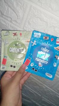 Product Review of Masker Organik Skindyssa - Daisy Organic | Facemask Travelsize 20gr | Greentea - Milk - Chocolate - Strawberry | Mencerahkan, Meredakan Jerawat Komedo Bruntusan, Kontrol Minyak, Kulit Kering, Kulit Sensitif Oat Extract Pencerah Wajah from w**e 0