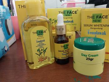 Product Review of THE FACE TEMULAWAK BPOM 5IN1 bisa cod from v**_ 0