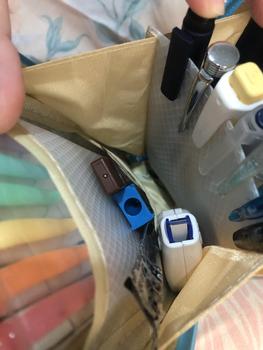 Product Review of Cutie Jumbo Transparent Pencil Case / Korean Style Kotak Tempat Pensil Besar Dengan Resleting / Muat Banyak / Big Capacity With Zipper Blue Brown from C**. 3