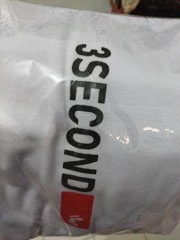 Product Review of Paket Hemat 5 Kaos Motif Distro Putih from T**a S**5 2