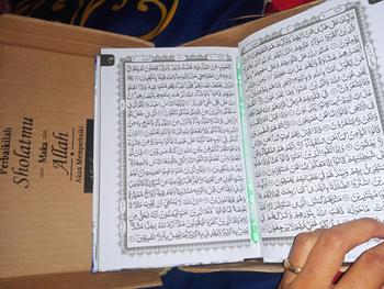 Product Review of Al Quran Cantik Tulis Nama Hard Cover Alquran Al-Qur'An Hardcover from V**🦢 2
