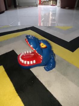 Product Review of Mainan anak laki laki / mainan anak perempuan mainan crocodile dentist mainan buaya gigit / lion / shark / dentist / MAINAN BUAYA GIGIT JARI CROCODILE DENTIST FINGER BITE RUNNING MAN GAME MAINAN GIGI BUAYA PRANK VIRAL from O**l E** h**z 0