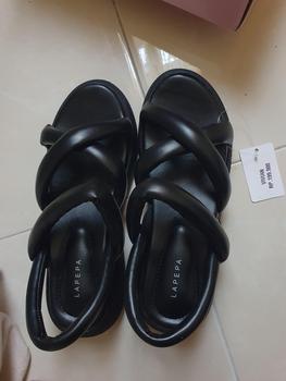 Product Review of LAPEPA YUK - Sepatu Sandal Wanita Wedges VIVIAN Model Silang dua Tali Strap Belakang Hak Tinggi Sole 3 cm Spatu Sendal Gunung Cewek  Size 36 37 38 39 40 41 Warna Hitam Black Kekinian Premium Terbaru Shoes Ori Original Mall Official Store Promo from ✨**️ 2