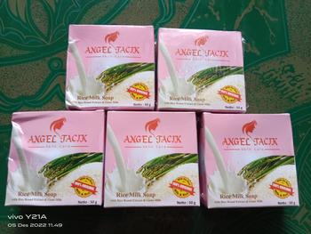 Product Review of [ SPESIAL EDITION ] SABUN CRYSTAL PREMIUM ANGEL TACIK 1 PCS ( uk 60 gr ) from e**6 1