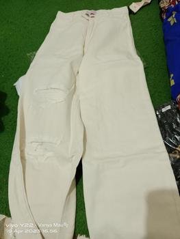 Product Review of WAUW - ROCK ON Kulot Ripped Jeans Highwaist - Cream 2234 from s**🍓 1