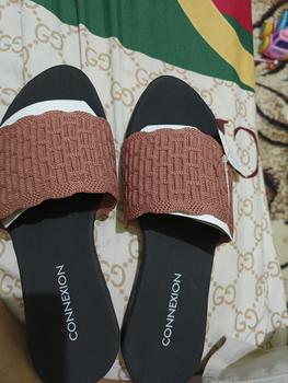 Product Review of SANDAL CR WANITA/SANDAL TERBARU/SANDAL SLOP/SANDAL RAJUT/SANDAL CR SLOP RAJUT SANDAL SLOP WANITA Tanpa Hak Merah from R**6 0