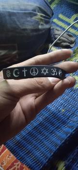 Product Review of Peace - Hitam - Gelang Wristband by Embracelet from s**a 1
