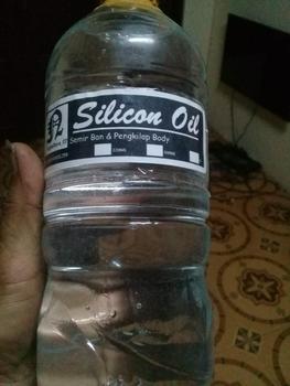 Product Review of SILICON OIL PREMIUM (KENTAL BENING )1,5 LITER. SEMIR BAN DAN PENGKILAP BODY (DASHBOARD). from s**l 0