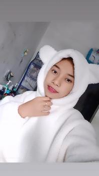 Product Review of Sweater Hoodie Crope V Bear Sherpa Bulu Domba Fit Wanita Tebal Oversize Cream from A**🤨 0