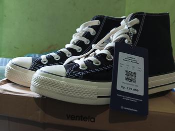 Product Review of Ventela Ethnic High Black Natural Sepatu Sneakers Pria (Siluet 70s) Canvas Shoes Casual from L**_ 0