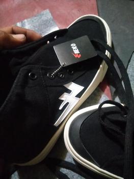 Product Review of Sneakers Aekoshoes Two Years High blackwhite Originall Produk Lokal Made In Indonesia from I**a S**n 0