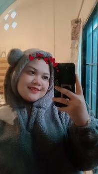 Product Review of Sweater Hoodie Crope V Bear Sherpa Bulu Domba Fit Wanita Tebal Oversize Cream from m**a 2
