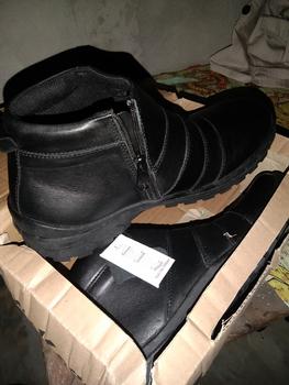 Product Review of Sepatu Boot Touring pria bahan kulit asli warna hitam resleting samping Boots Hitam from R**o 0