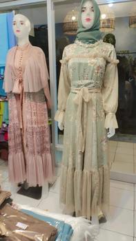 Product Review of Ghalya Dress Versi 2 Satin Silk Lapis Tile mix brokat Payet || RONAACHRISS from h**a 0