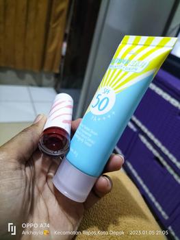 Product Review of Fanbo Wonder Skin Sunscreen & Serum - SPF 50 PA ++++ 30gr - Sunscreen Wajah  no Paraben - Tekstur Ringan - Tidak Lengket - Melembabkan - Semua Jenis Kulit - Mencegah Penuaan Dini -kulit Glowing dan terbebas dari Sinar UV dengan ketahanan 8 jam from r**h t**a p**u 0