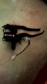 Product Review of Master Rem 1 Set Logo Laser Nimbul 1 Set Tabung Tipe Kotak Oval Tabung Pisah Big Logo Universal Cocok Semua Motor Bertabung Satu GSV from r**m 1